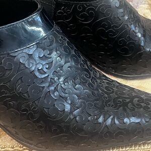 Brighton Black Swirl Pattern Ankle Boots
